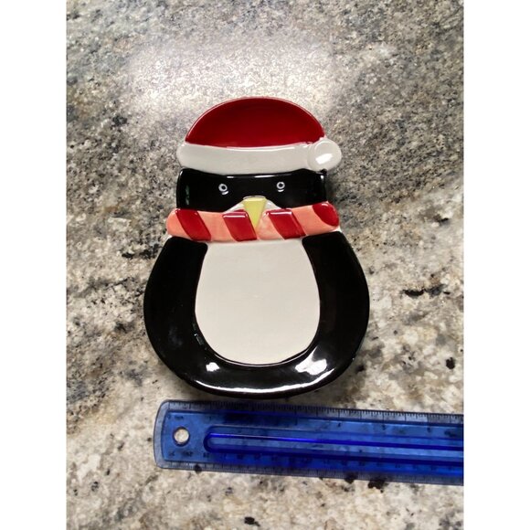 ND Hand Painted Penguin Plate Set Christmas Holiday Decor Ceramic 5 Inches - Picture 7 of 7